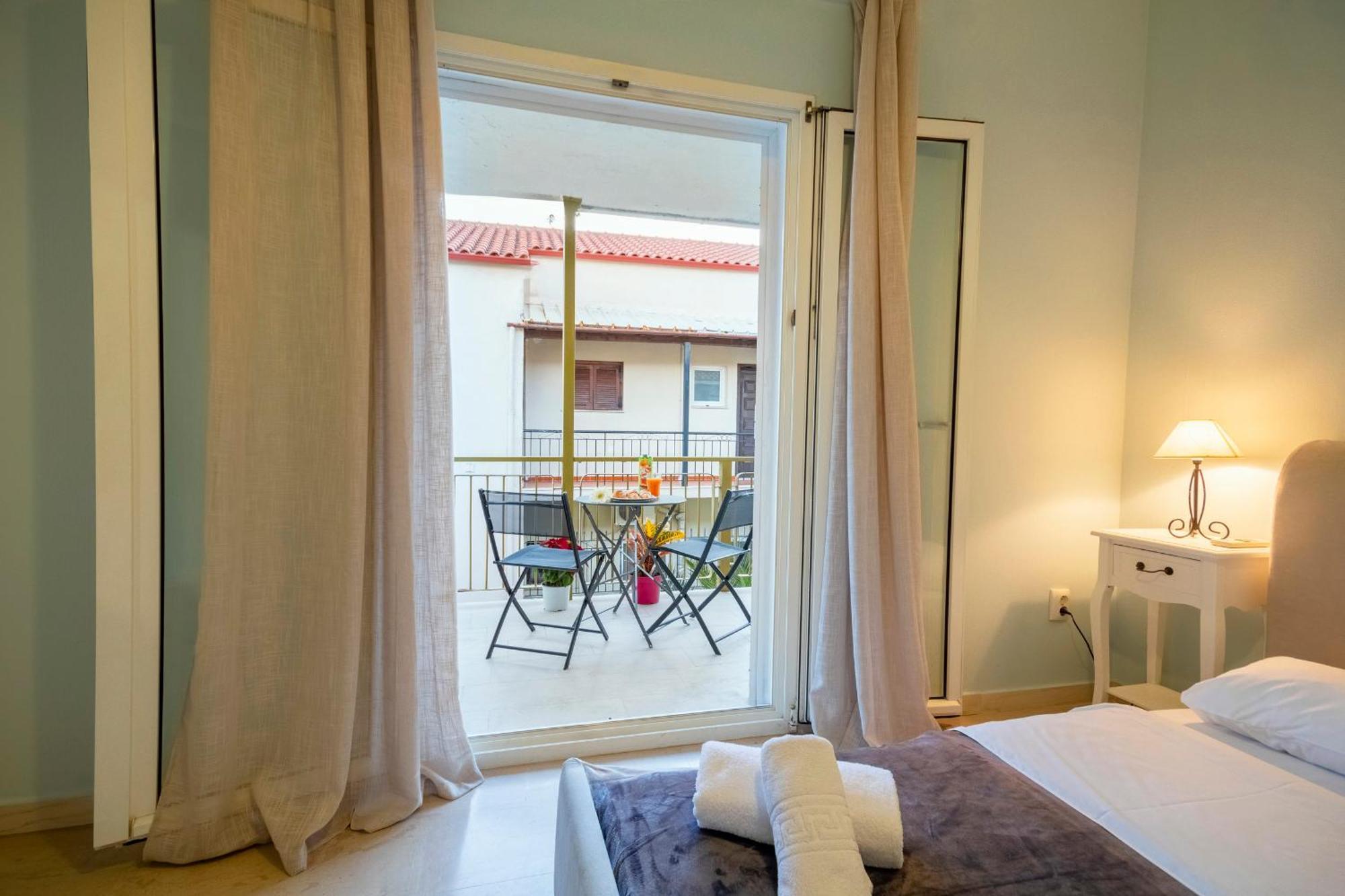 Mgi Apartments Ипсос Екстериор снимка