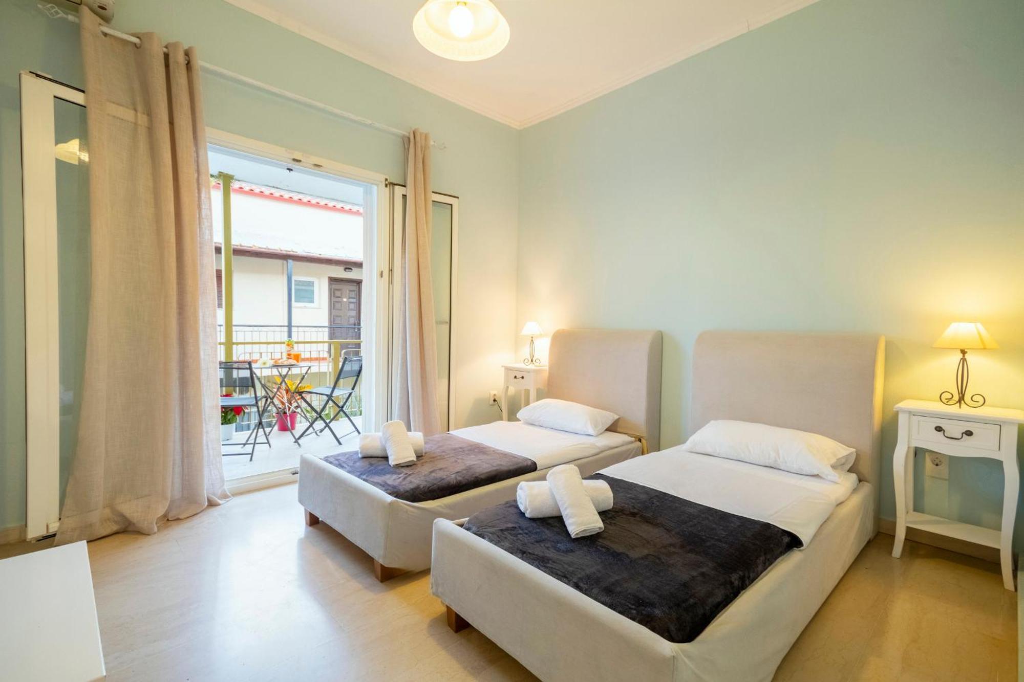 Mgi Apartments Ипсос Екстериор снимка