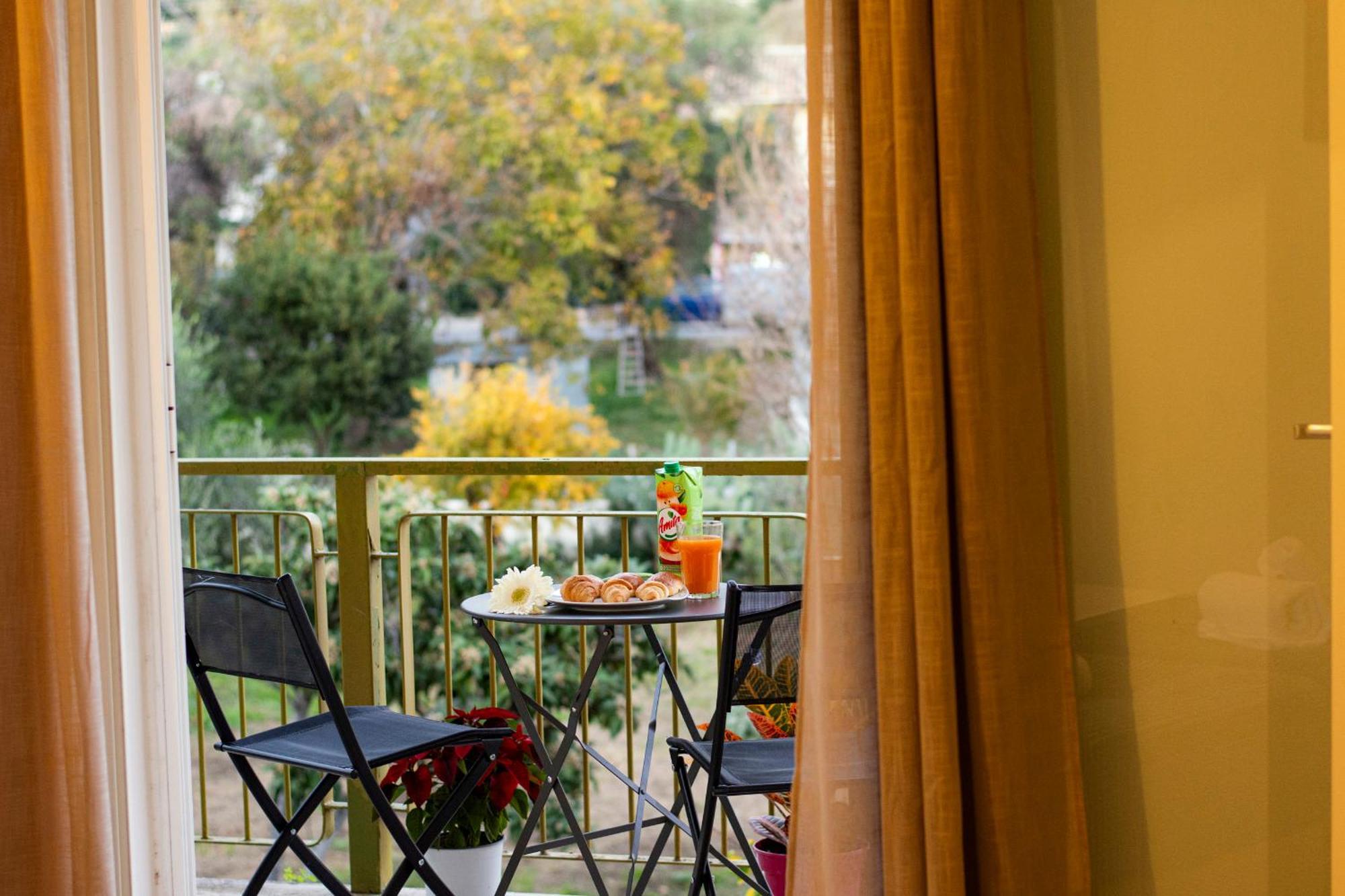 Mgi Apartments Ипсос Екстериор снимка