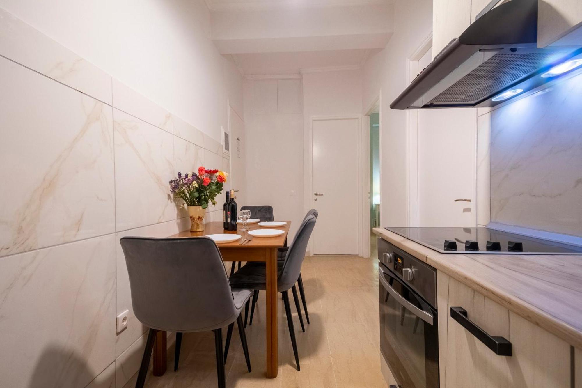 Mgi Apartments Ипсос Екстериор снимка
